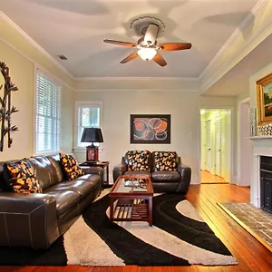 Holiday home Forsyth Park West Garden Level